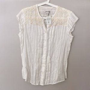 NWT Orvis Lace Detail Shirt Size M
